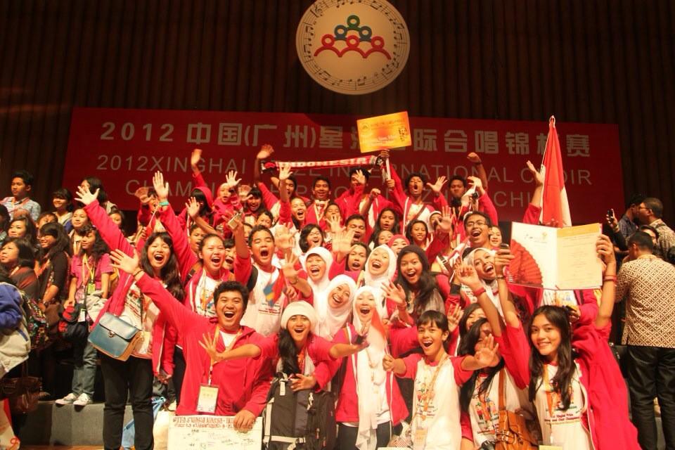GSNchoir's tweet photo. HAPPY BIRTHDAY GSN! Tetap lanjutkan mimpi mimpi kitaaa semua! http://t.co/xYSu8TAADg