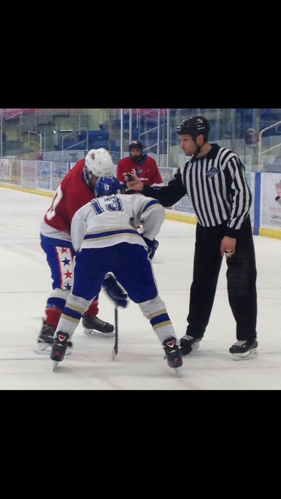 HillsHockeyDev's tweet photo. #TeamAmerica #BauerChallenge #Hockey #SummerHockey #USAhockey Semi Finals Sun 10:20am #StCatharines #Ontario #Seymour http://t.co/pn7iKzAVtK