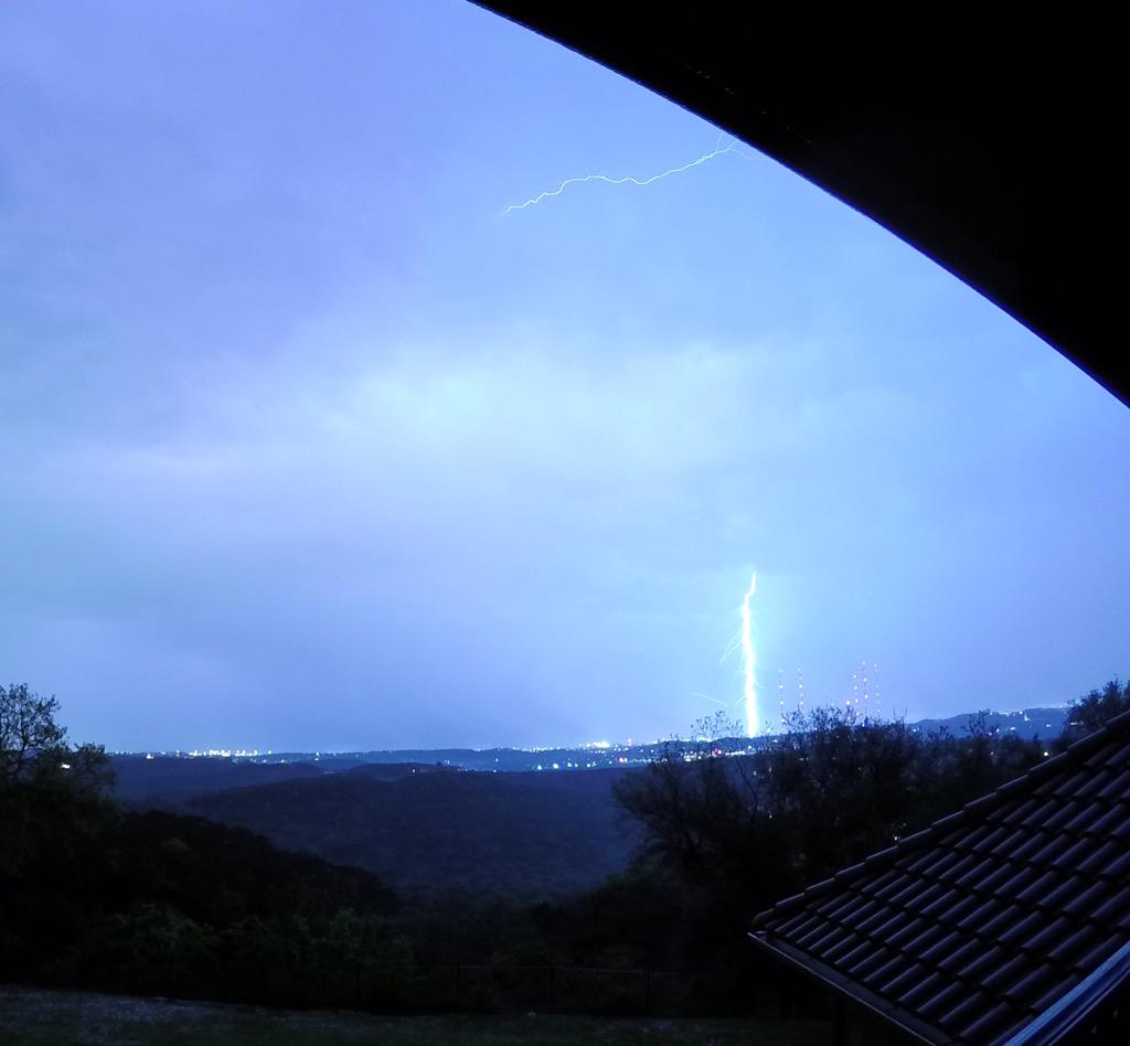 AtxGoPro's tweet image. We need more storms like this⚡️
#AtxGoPro
