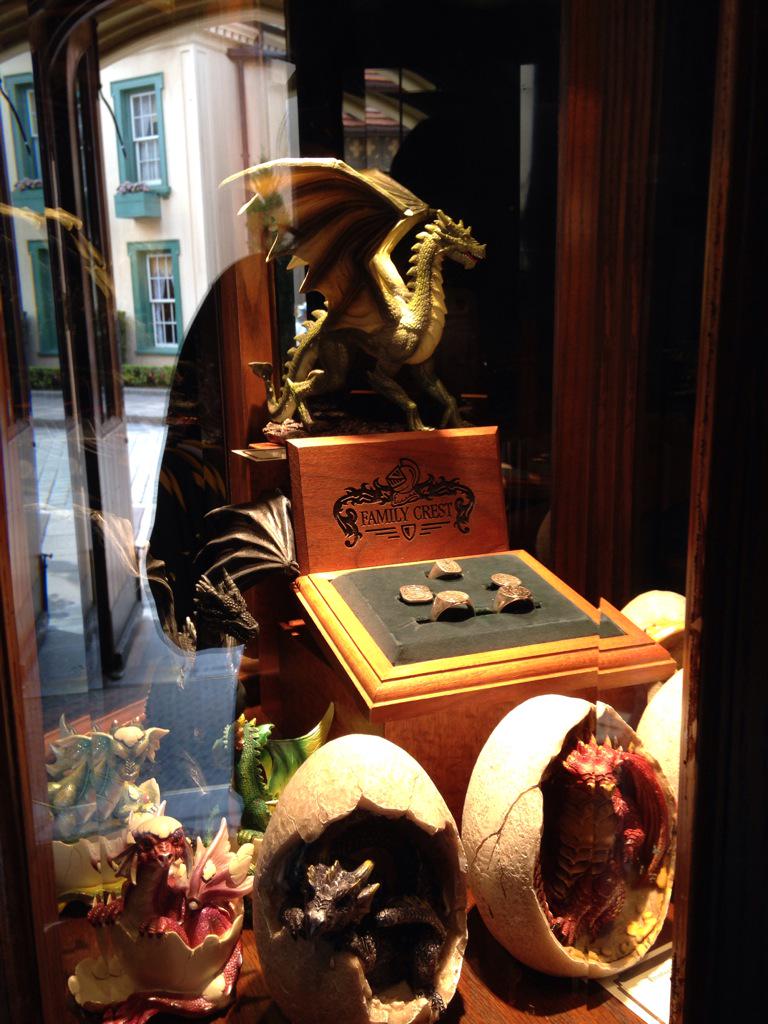 Georgia_McBride's tweet image. Thought of @ANConway and The Dragonriders when I saw this. #Month9Books #Dragons
