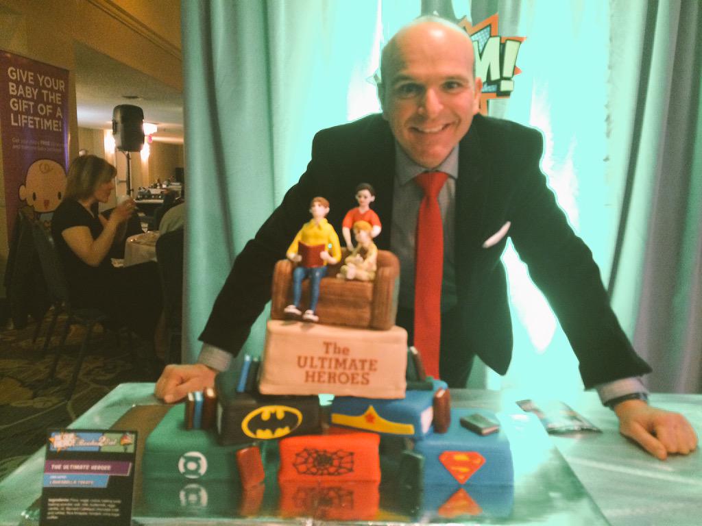 R_Boissonnault's tweet photo. Taking home the Ultimate Heroes Cake at #B2E2015 to celebrate @YegFedLiberals volunteers. Thanks @EPLdotCA! #NVW2015 http://t.co/9HgbJ9LAnM