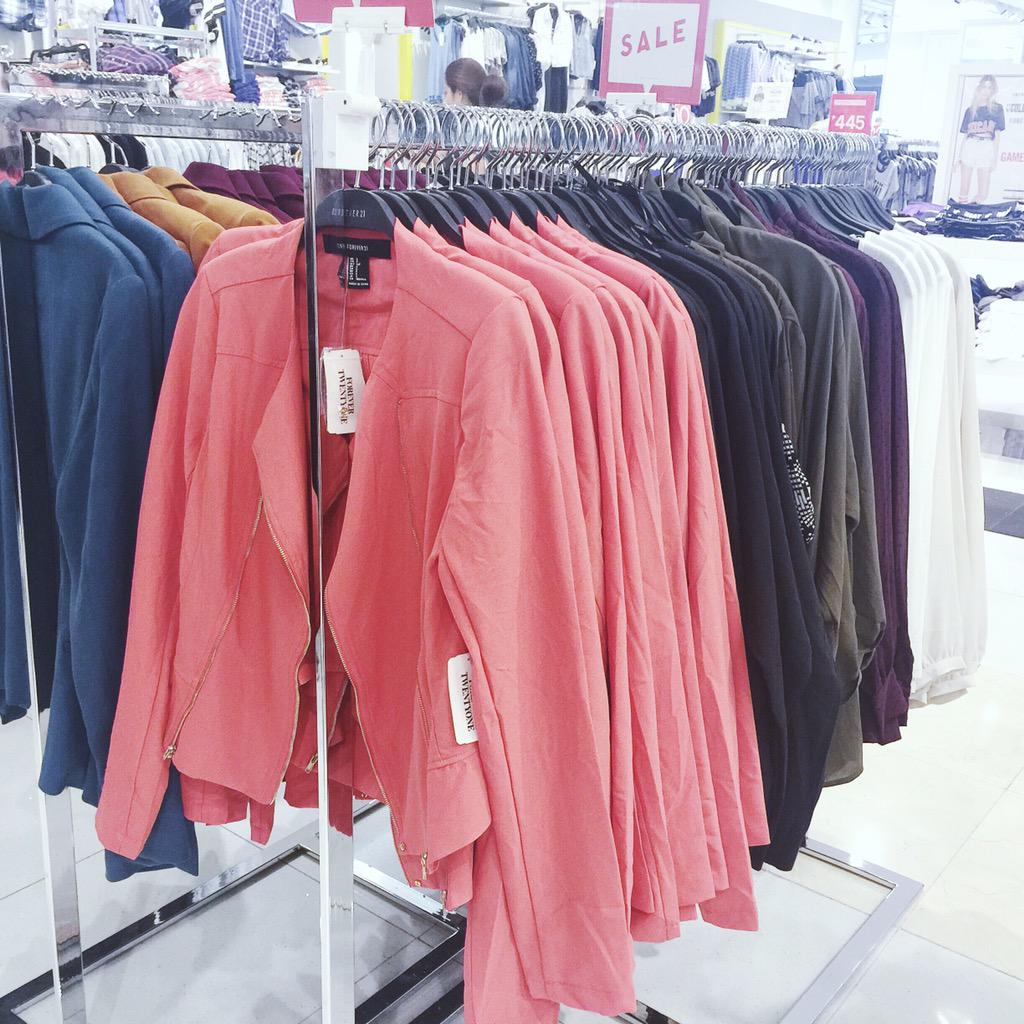 Forever21ph's tweet photo. Last day of #F21MOA and #F21Clark SALE today! Drop by before it ends! http://t.co/yylMasEIjD