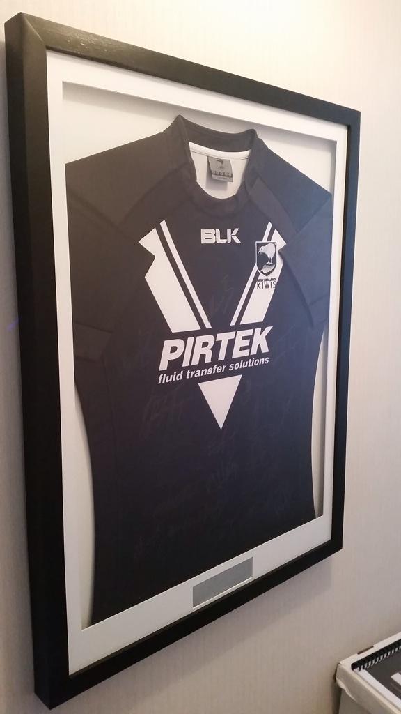 NZSportsFrames's tweet photo. @JcJbxox @NZWarriors that jersey looks like it needs framing :-) happy to help http://t.co/Hi9RdOMGPX