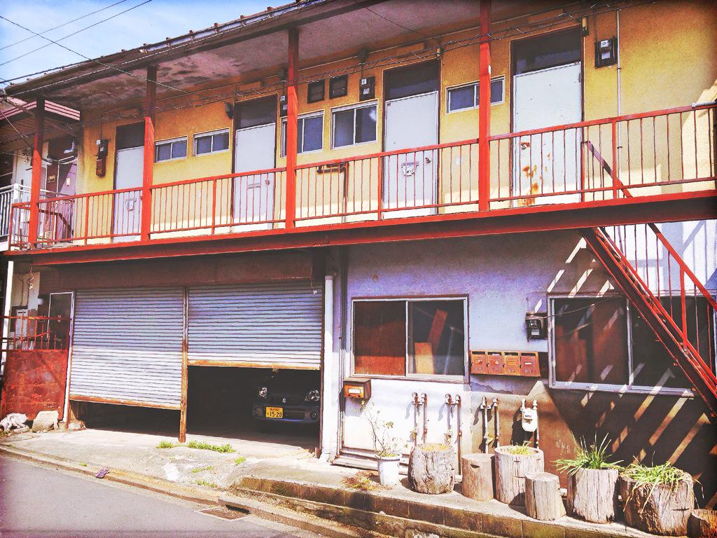 おざわ隊長 秘境写真家 本日 ボ性連という謎の組織に入りました 笑 ボロいアパートを探してはいけない事を妄想する宗教団体です みんなで本日はボロアパートを探索しましたが これがまた面白い 皆さんもぜひ T Co Tucju2woeq Twitter