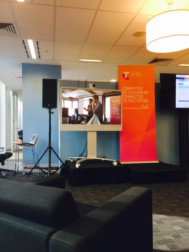 DeveloperSteve's tweet image. #hackdivate presentations are underway