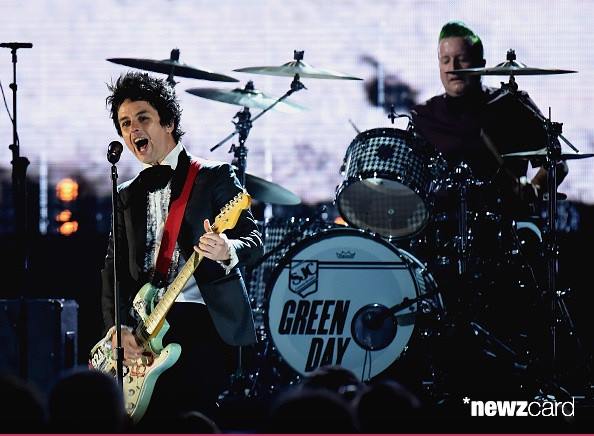 GreenDayTrueFan tweet picture