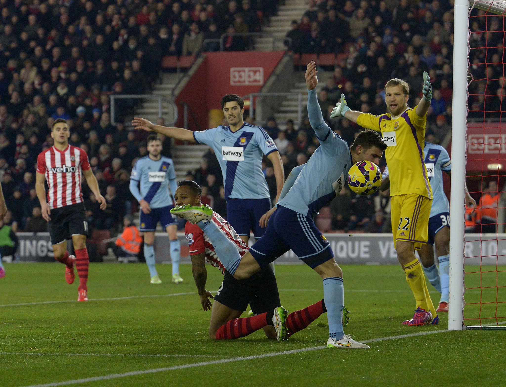 BIRTHDAY: Jussi Jaaskelainen celebrates his 40th birthday today. Happy birthday Jussi!  