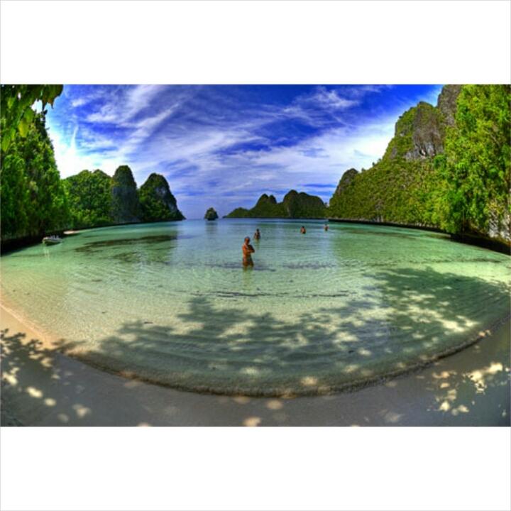 AinunReus's tweet photo. Maukesini=g http://t.co/TLKP6G3hCT