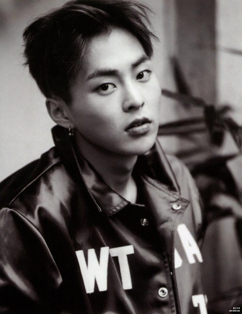 EXOWORLDINA's tweet photo. [SCAN] EXODUS POLAROID - XIUMIN cr: oliv xoxo

wanna buy it? it's still available! Only 25k/pcs. Line id: gitayury http://t.co/reHLelGzLy