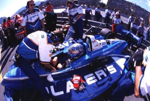 LordMclodio's tweet image. Cumpliría 40 el miércoles #RedGlovesRules