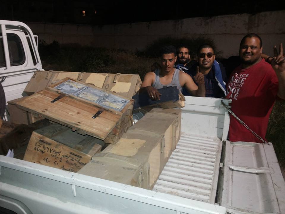 ذخائر مصريه في ليبيا !! CC8-gEBW8AAsq1e