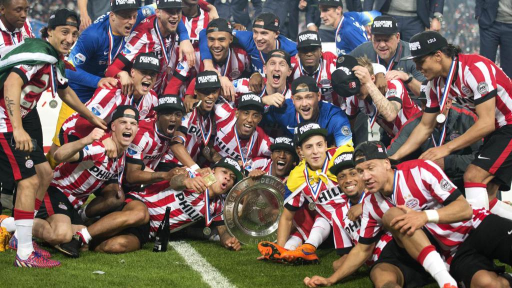 GWijnaldum's tweet image. Landskampioen 2014-2015 ⚪️🔴🏆🏆
#PSVkampioen #onzetitel 🏆