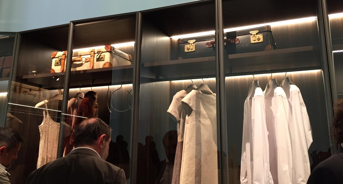 goacorporation's tweet photo. GLOBE TROTTER @MOLTENI &amp; C - SALONE DEL MOBILE 2015 (14-19 APRILE)
@Stabilist @MolteniDada #Salonedelmobile #Milano http://t.co/NS6PSwPZAW