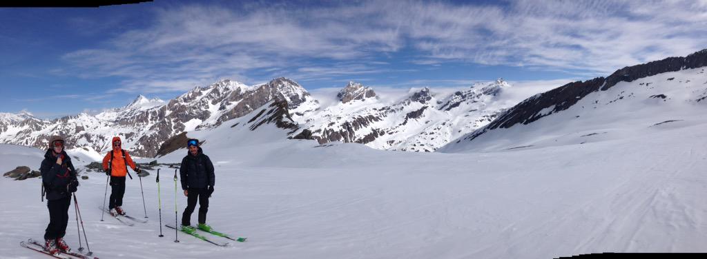 Journée extra de ski de rando: soleil, neige top, la saison n'est pas finie! #leprintempsduski #valdisere <a href="/valdisere/">Val d'Isère</a>