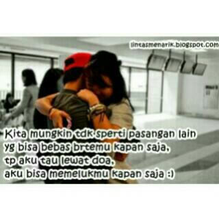 Memeluk tak harus dengan lengan ,  tapi bisa juga dengan doa ({})