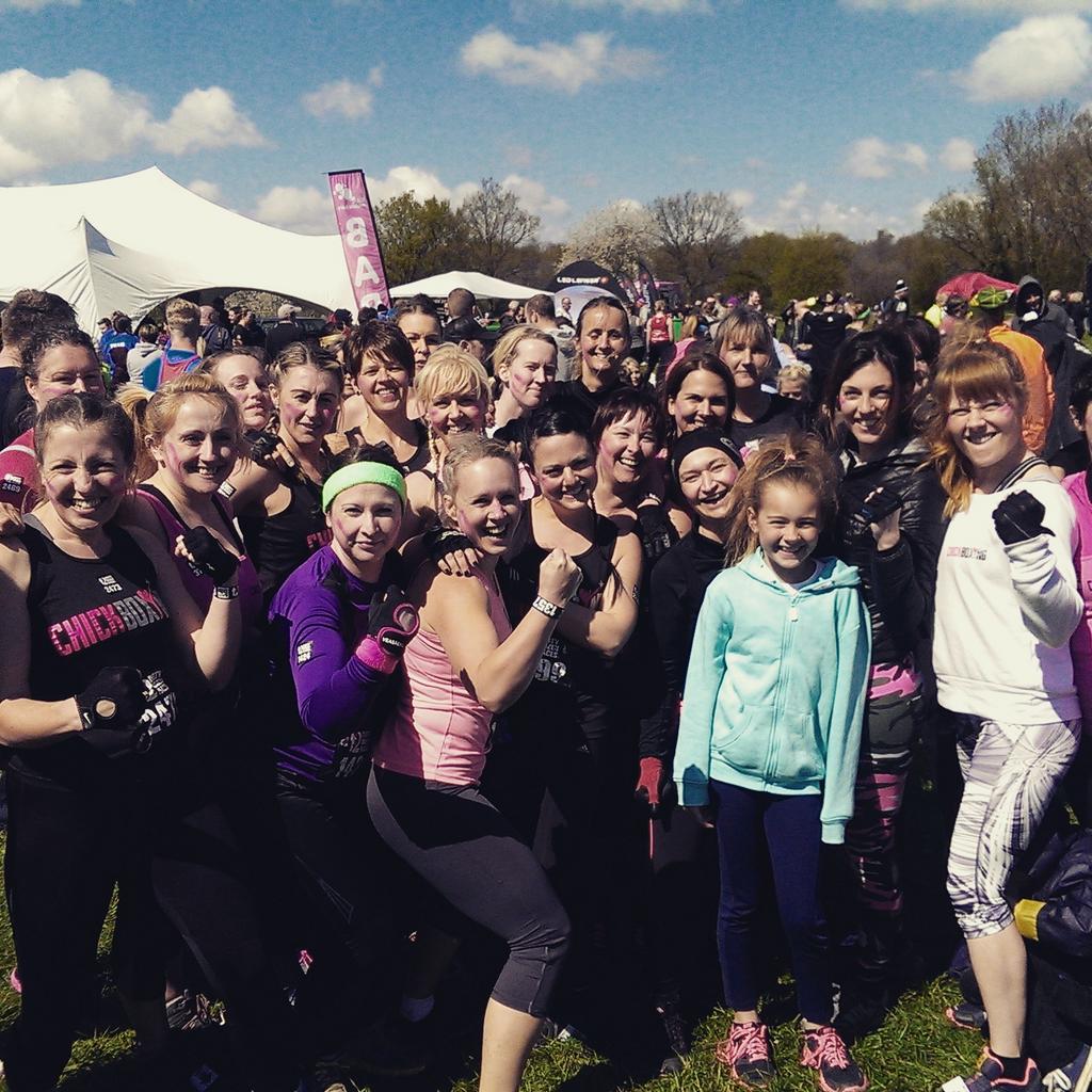HJFitchick's tweet photo. An amazing day with our Chicks at the fantastic #dirtydozenrace yesterday. #chickboxing #fitness #fun #lifestyle http://t.co/SPqwBjjAmx