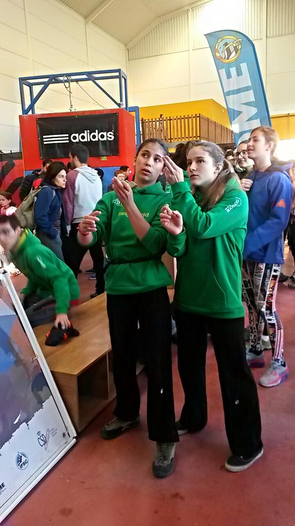 Todovertical's tweet photo. Todo en marcha para la 3ª y última prueba Copa de España de Escalada juvenil @FedMadMontana @fedme_es @ClimbatGrinyon http://t.co/uz3IzE0DxF
