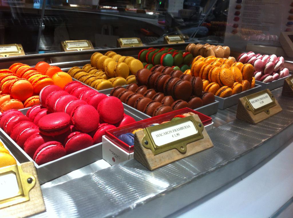 PastryRev's tweet photo. Parada técnica antes de volar a NYC en el nuevo @MamaFramboise del aeropuerto de Madrid #tripinprogress http://t.co/91IuKysdKr
