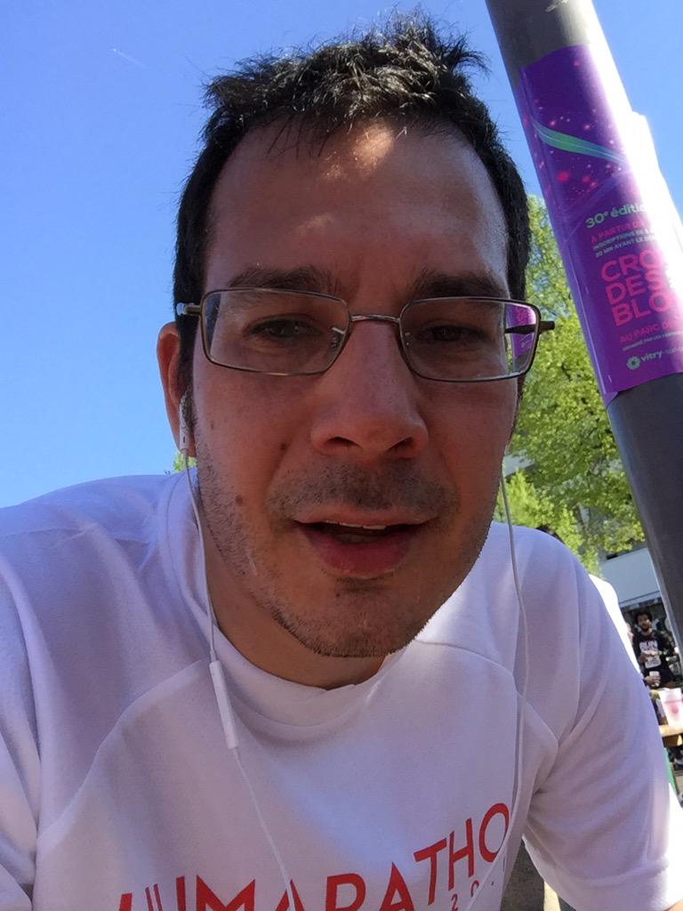 landauro's tweet photo. Finishing 10k race in 45 min 16 #Humarathon http://t.co/yqs9ZrPVuB