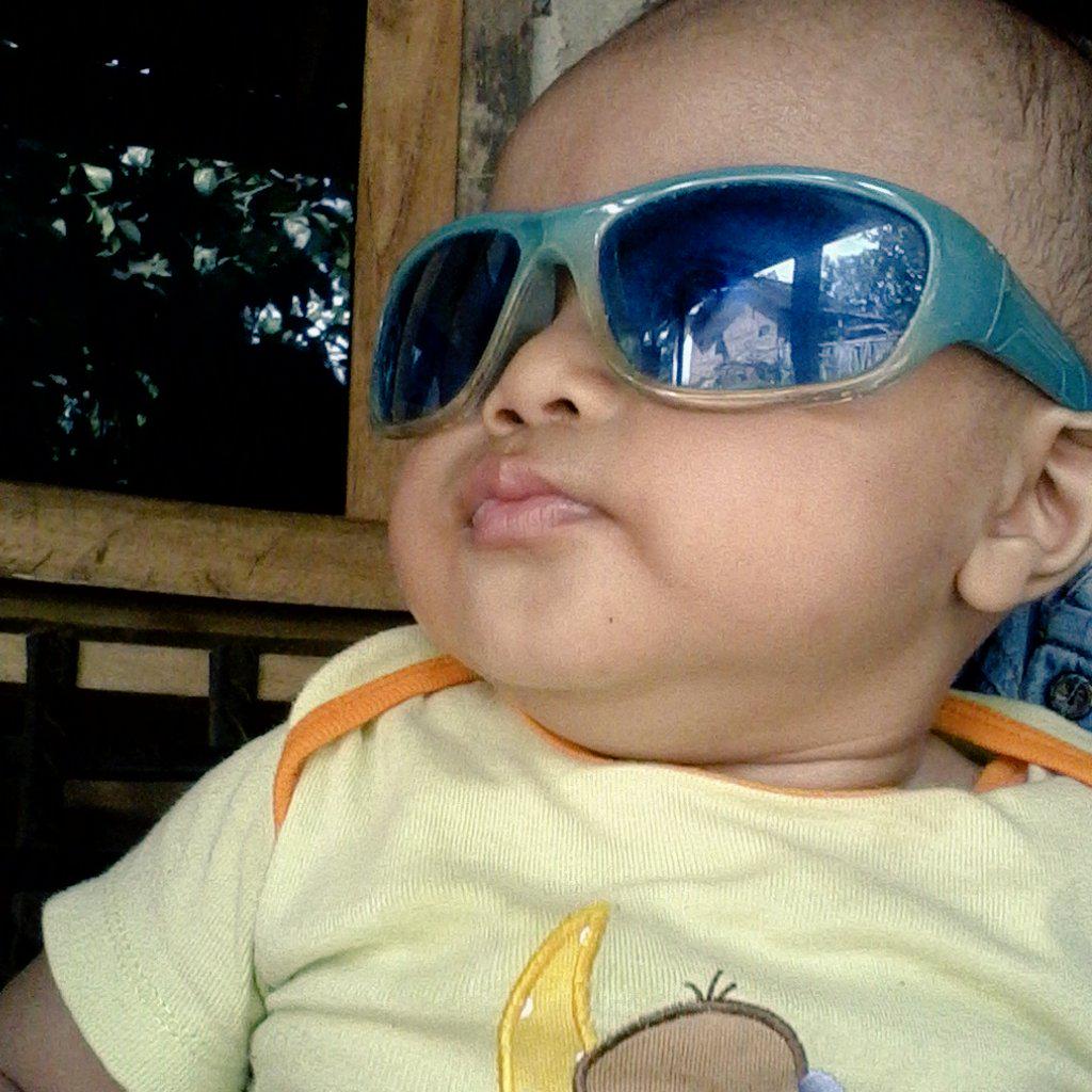yu2n_new's tweet photo. Baby G...lope, lope n lope http://t.co/whhO6a2OwN