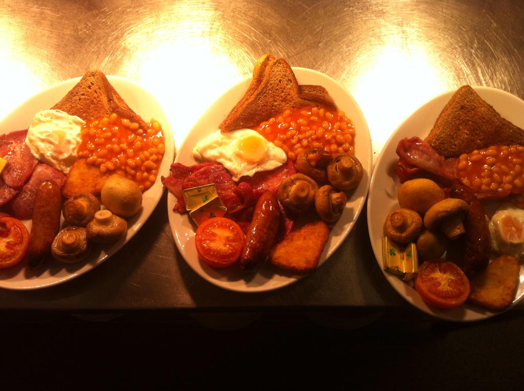 PoppyandPint's tweet photo. Now serving #Sunday #Breakfast &amp; @Stewartscoffees @NottinghamCAMRA 5% discount on food &amp; #real ale with #CAMRA card http://t.co/rYFvNsOHRv