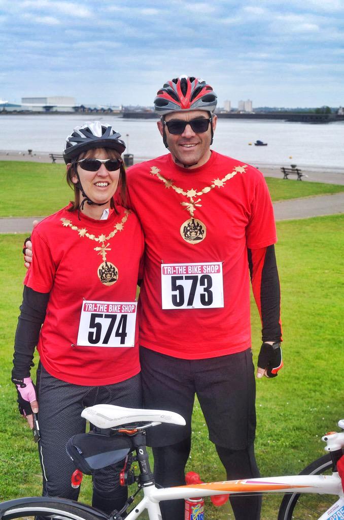 Our Mayor &amp; Mayoress John &amp; Sue Caller at this mornings #OnYourBike #Gravesend <a href="/GraveshamMayor/">MayorOfGravesham</a> (pic <a href="/jason_photos/">jason</a>)