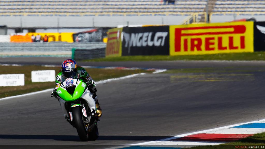 Kenan Sofuoğlu birazdan başlayacak büyük yarış öncesi neler söyledi? Hollanda'ya bağlanıyoruz! win.gs/1HlNbpB