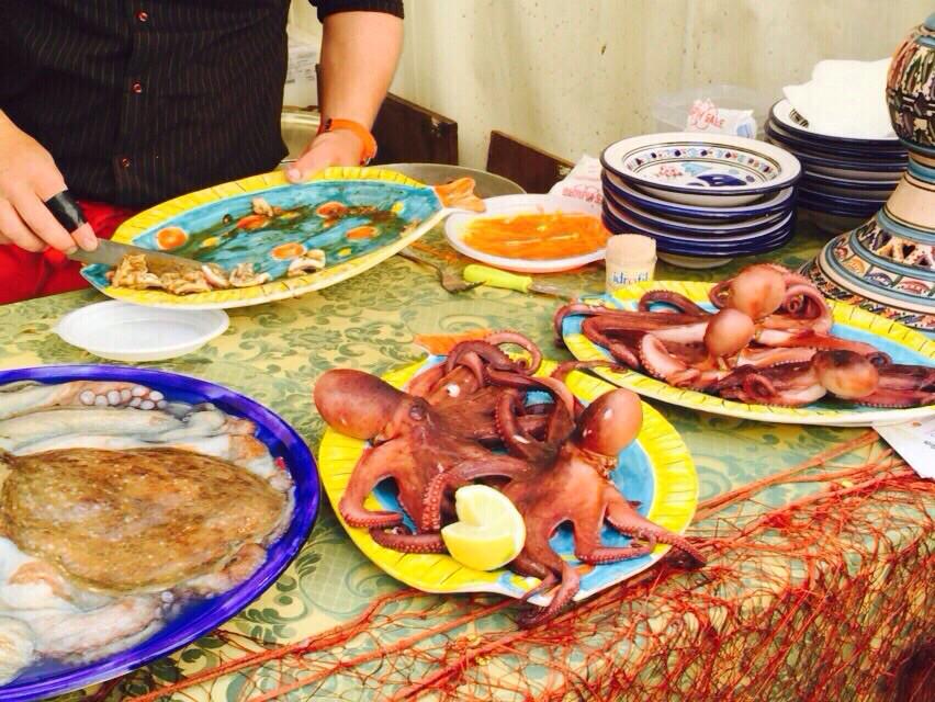Quanta bellezza anche oggi in Piazza San Domenico! #Palermo  #PanormvsStreetFoodFestival