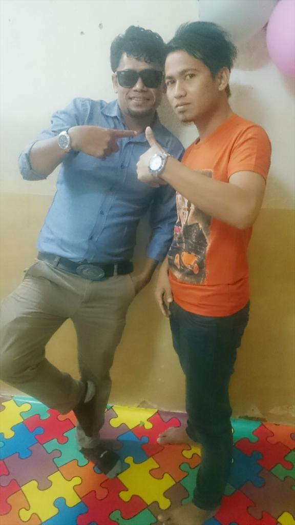 asa_lelo's tweet photo. Gmn pamirsa penanpilan siang menurut kalian http://t.co/8VwbLdC9TI