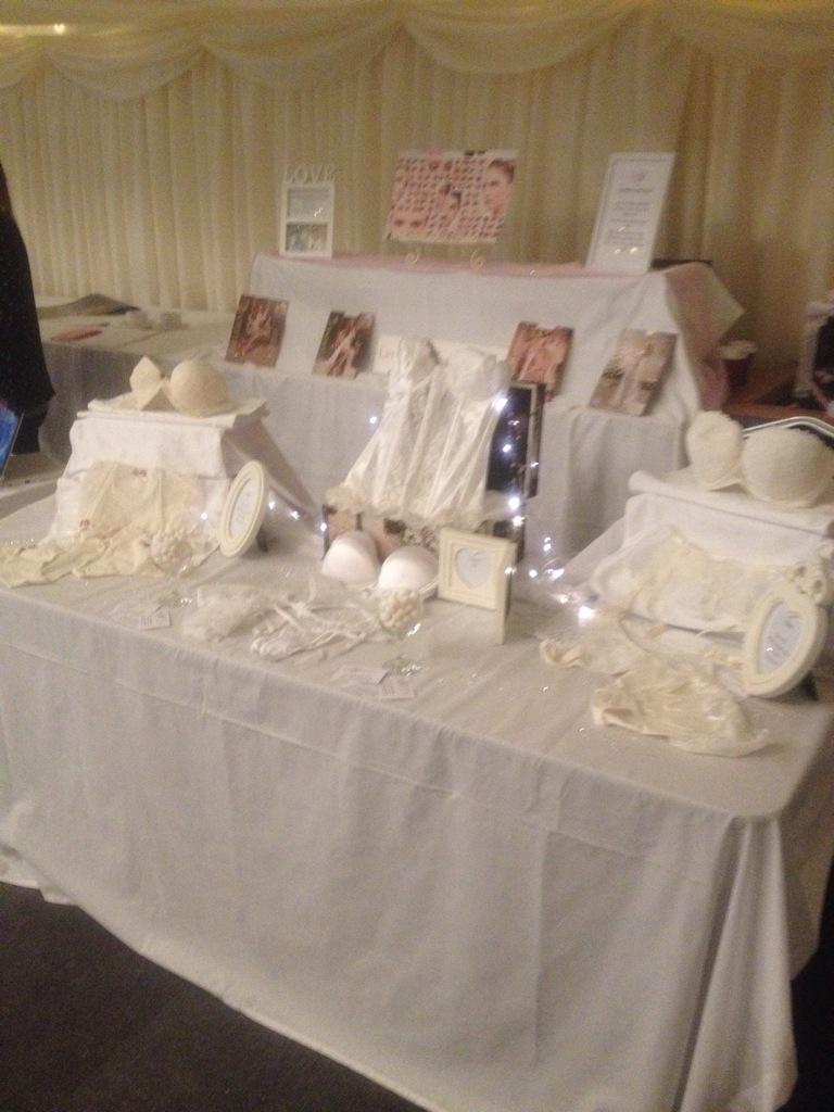 LingerieLashes's tweet photo. Enjoying our day exhibiting @h_houseshipley 💗💐 http://t.co/rGtfNIkkIf