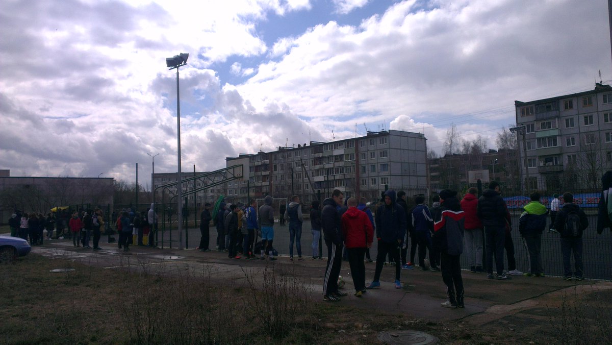Турнир по мини-футболу. Спешите а нам, стадион 2 школы. Впереди дискотека!!!