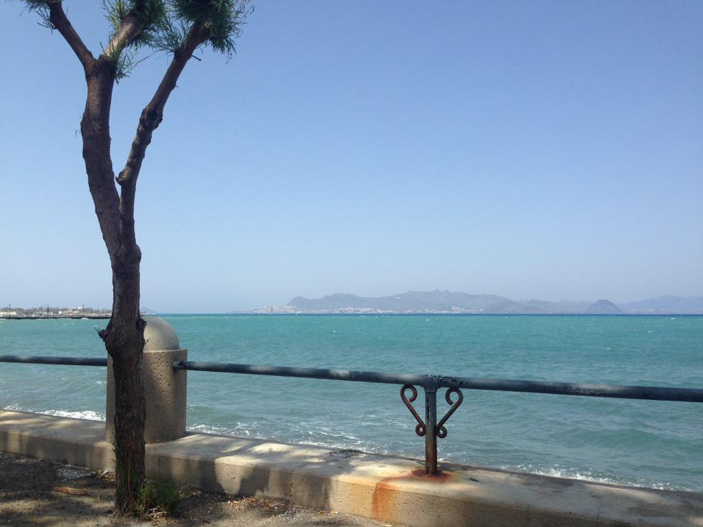 KurnazRana's tweet photo. Having a break with this view everyday.. #kostown #kos #lifeofananimator http://t.co/lqX76tyYUJ