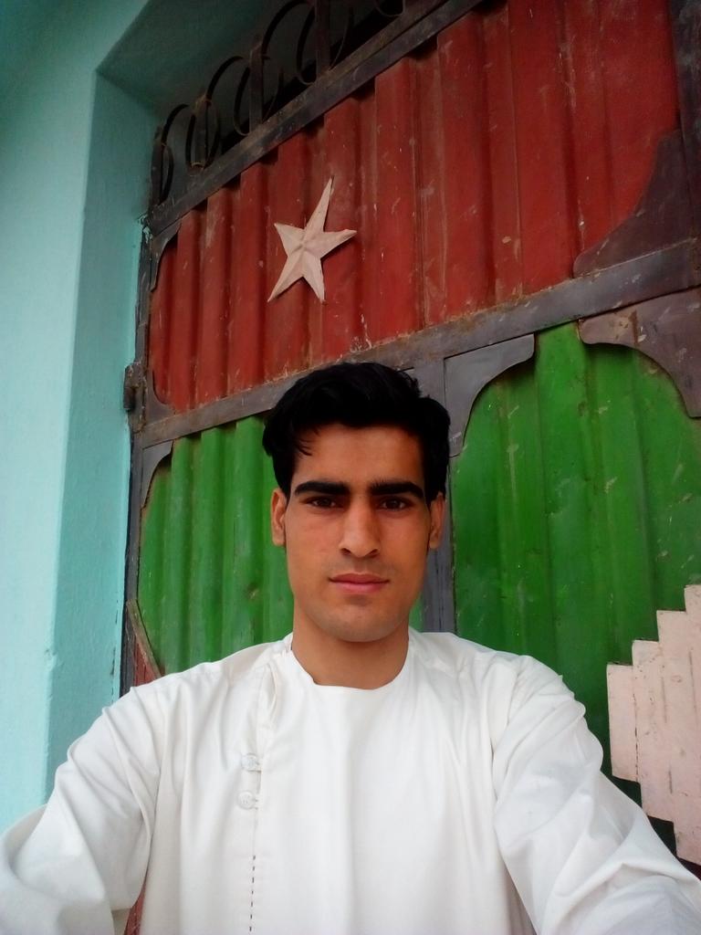 farhadtimory tweet picture