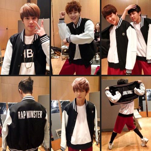ACE_store's tweet photo. [READY] BTS VARSITY MEMBER (sms tanya member). harga @140rb . SMS 081262139355. http://t.co/RGximXuiWb http://t.co/UUAYA75WkB