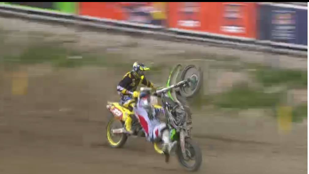 miltoncaputti's tweet photo. Villopoto #Wheelie #LoopOut #DNF #WTF http://t.co/dClZbzCPFK