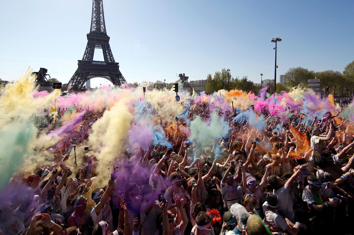 Quokkatrix's tweet image. 2ème édition de la #ColorRunParis " - @Paris en voit de toutes les couleurs ! parismatch.com/Vivre/Voyage/P… via @ParisMatch