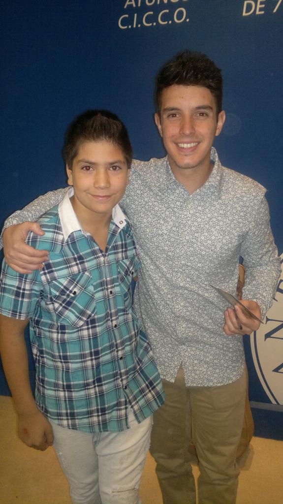 oopffgg's tweet image. Que  bueno aca vo  de llegar de la iglesia es tuve con kike Pavón  :-D:-)XD;-)