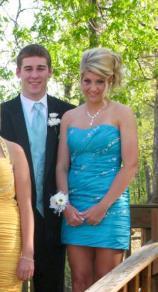 lifeoflace's tweet photo. If you think your prom night was bad, at least you didn't look like this. #promnightmares #2011 http://t.co/u8VgXnP2N3