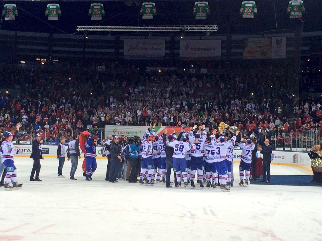 hcSKA's tweet photo. КУБОК НАШ!!!! http://t.co/22rR4FFoOJ