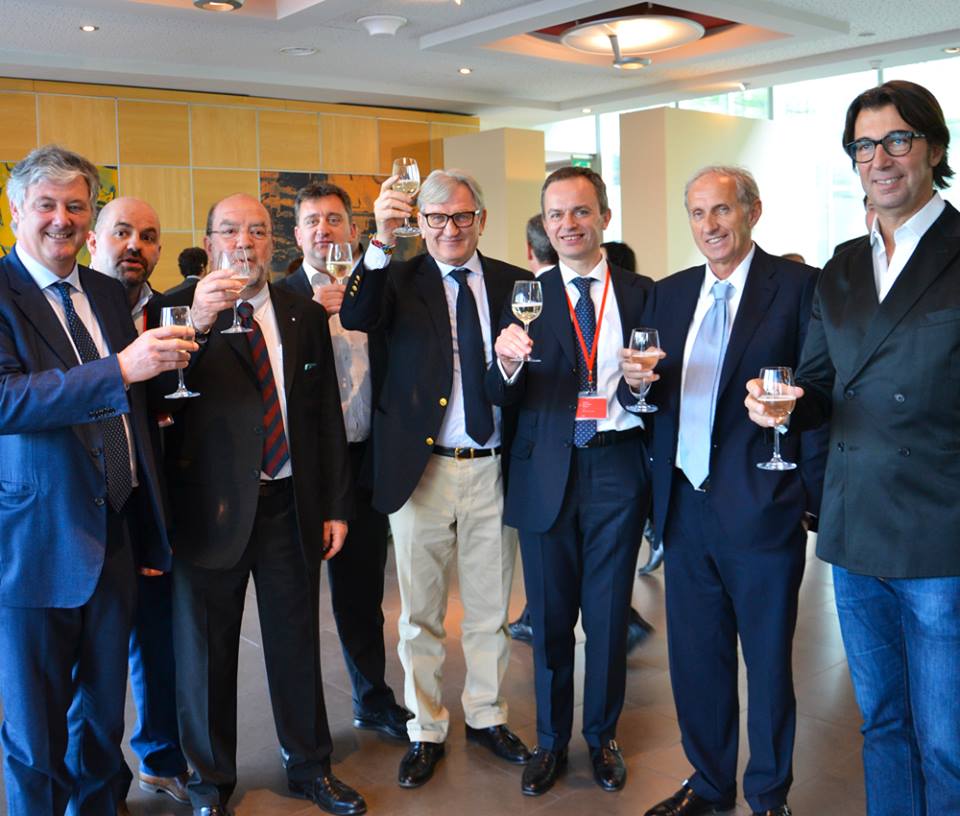 iSaloniofficial's tweet photo. #iSaloni are still the number 1 event in the world in the field of furniture - CHEERS!  http://t.co/jfltMPIrLH http://t.co/WCuimNCGs8