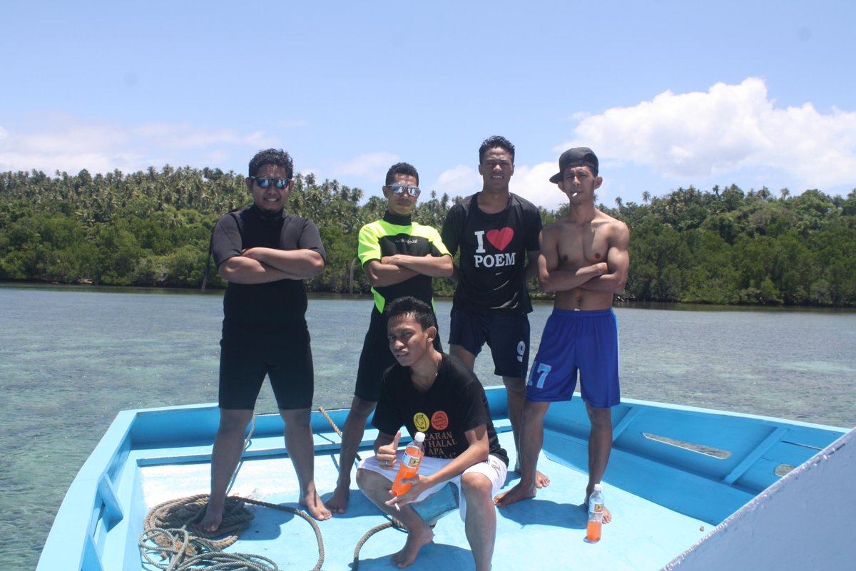 TinoJamres's tweet photo. Bunaken flow... =D http://t.co/KtCuWskgPd