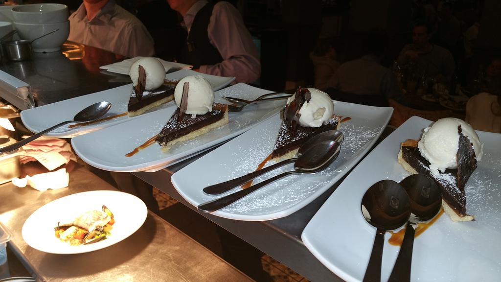 TheDogAndFox's tweet photo. Look at these salty tarts served with banana ice cream of course #BehindTheScenes #chef #Sunday #cheeky @TheDogAndFox http://t.co/FXnpK800Zy