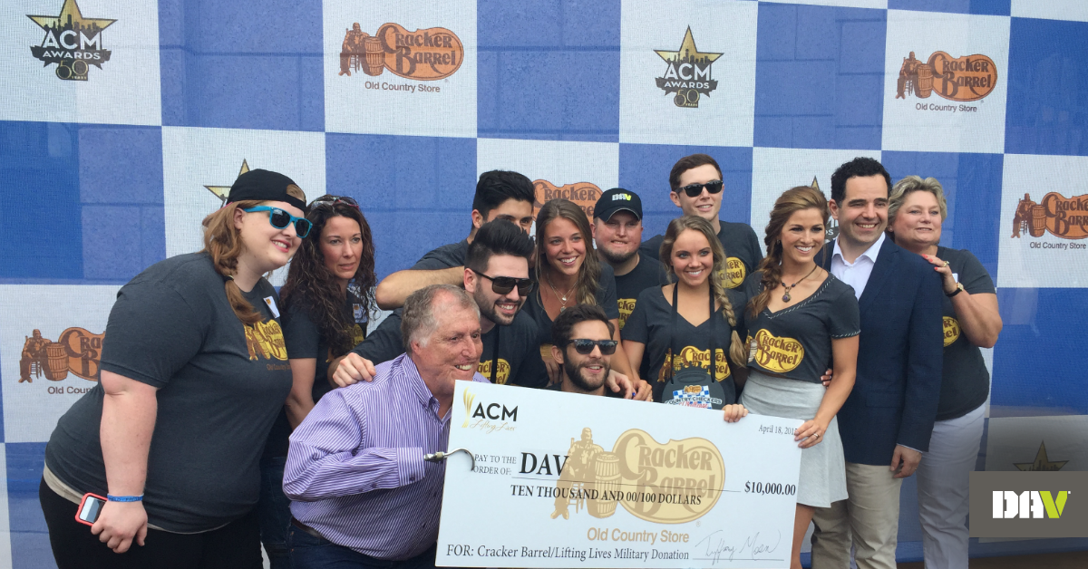 DAVHQ's tweet photo. Many thanks to @CrackerBarrel &amp; @ThomasRhett! #DAV had an amazing time yesterday at the #CountryCheckers Challenge. http://t.co/sWqp2ieA81