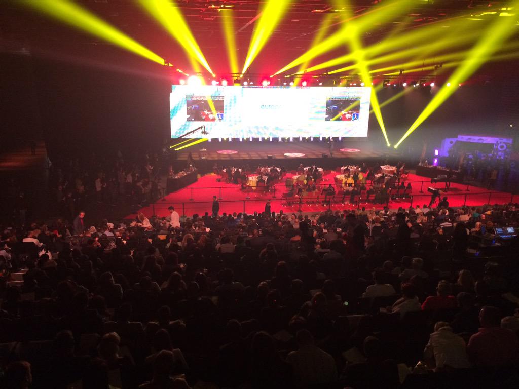 OrganoEU's tweet photo. Everyone silent to listen and be #inspired by our amazing EVP of Sales @hbuggs @OrganoGold #DreamTeamEU http://t.co/czn11XIWe1