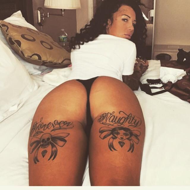 alysha_allenx's tweet image. Is it wrong that I do actually want these tattoos 😁🙈😍😍 #backleg #sallieaxl #perfect
