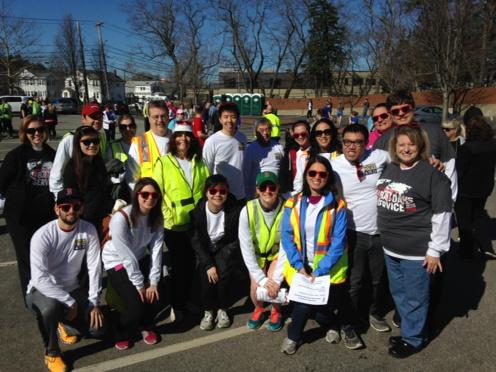 oyeahjeffmurphy's tweet photo. Great morning supporting the Watertown PD Finish Strong 5K for @bualumni #bugds15 @KatieRockin http://t.co/fkGMs93U2N