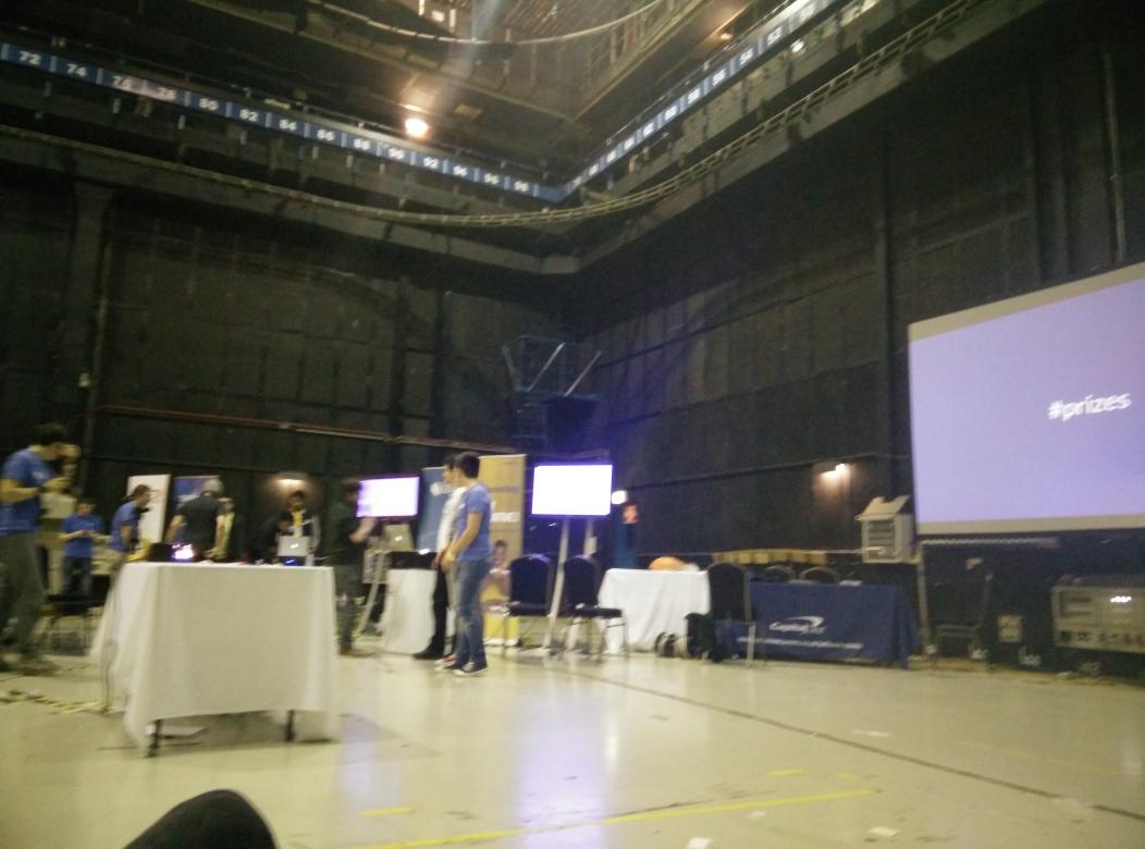 NoQCoffee's tweet photo. Bloomopoly rocking the stage, being awarded the second place in #GreatUniHack! #hackathons #manchester http://t.co/TI7NVvxism