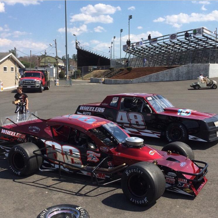 StaffordSpeedwy's tweet photo. More from yesterdays practice. Team cars @KidRocRacing &amp; Marcello Rufrano #NapaSpringSizzler @speed51dotcom @skmod88 http://t.co/O3Sm9e6ZHg
