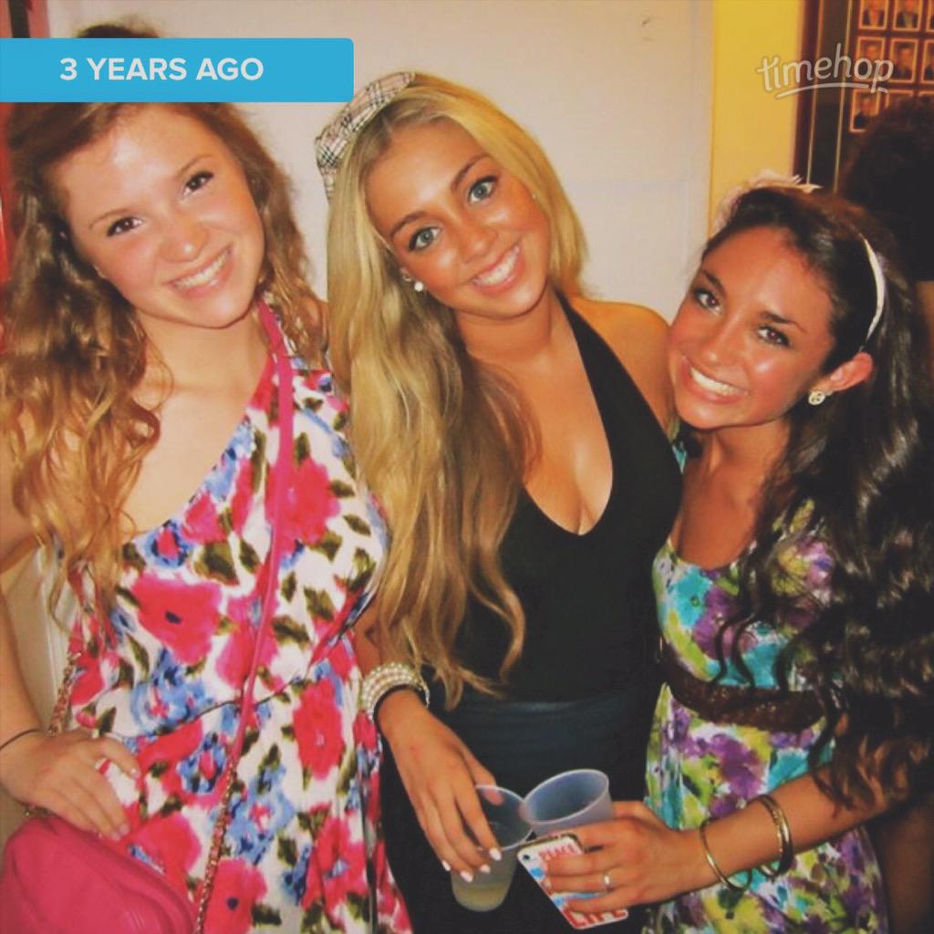 BeccaElyse's tweet photo. @MikaelaaSara @AmandaaNiicole_ #NeverForget Catalina Wine Mixer #greekweek2012 πππ http://t.co/7C8c4rYXZq