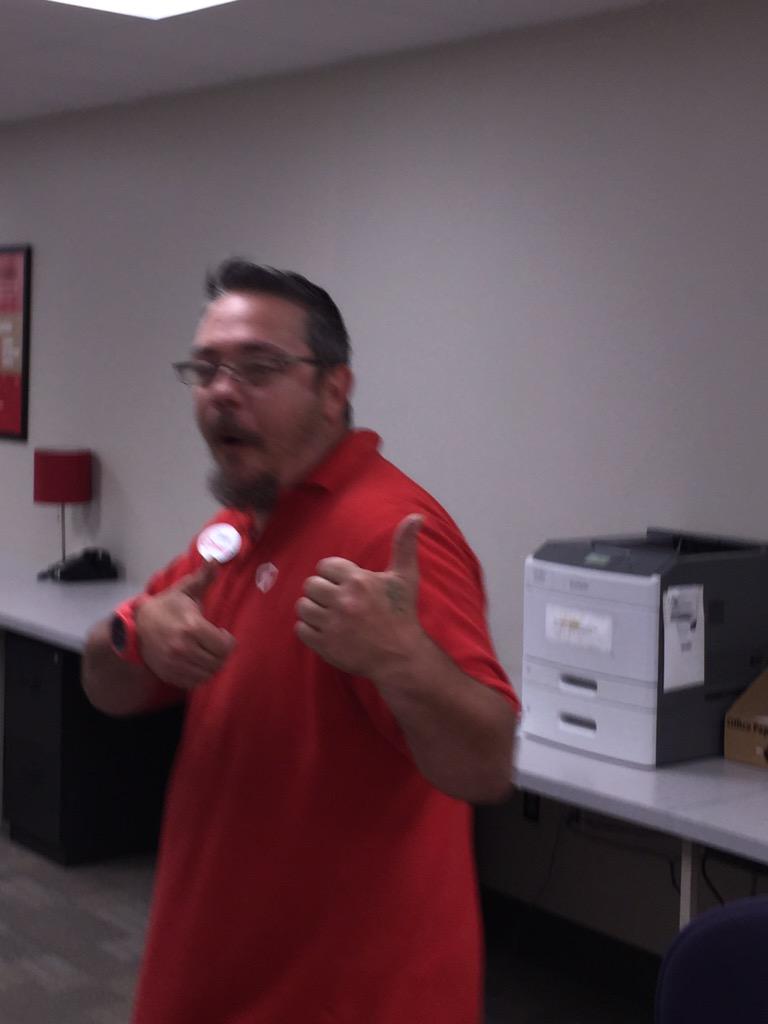 jenniferasmith3's tweet photo. Early morning team pancake breakfast! #bestteamever #flipping pancakes #T1861
@scholer_r @lv_huff @KevinWolfe88 http://t.co/pFk9RbV9GS
